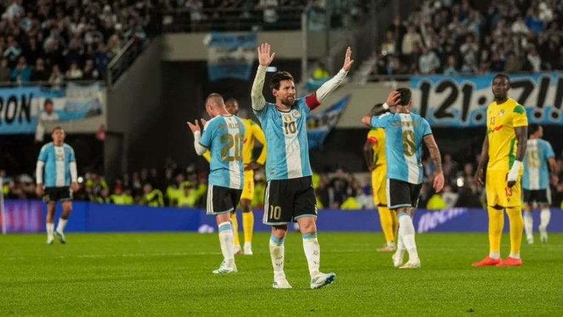 استياء لدى بعثة منتخب بنين في مباراة وداع ميسي استياء لدى بعثة منتخب بنين في مباراة وداع ميسي